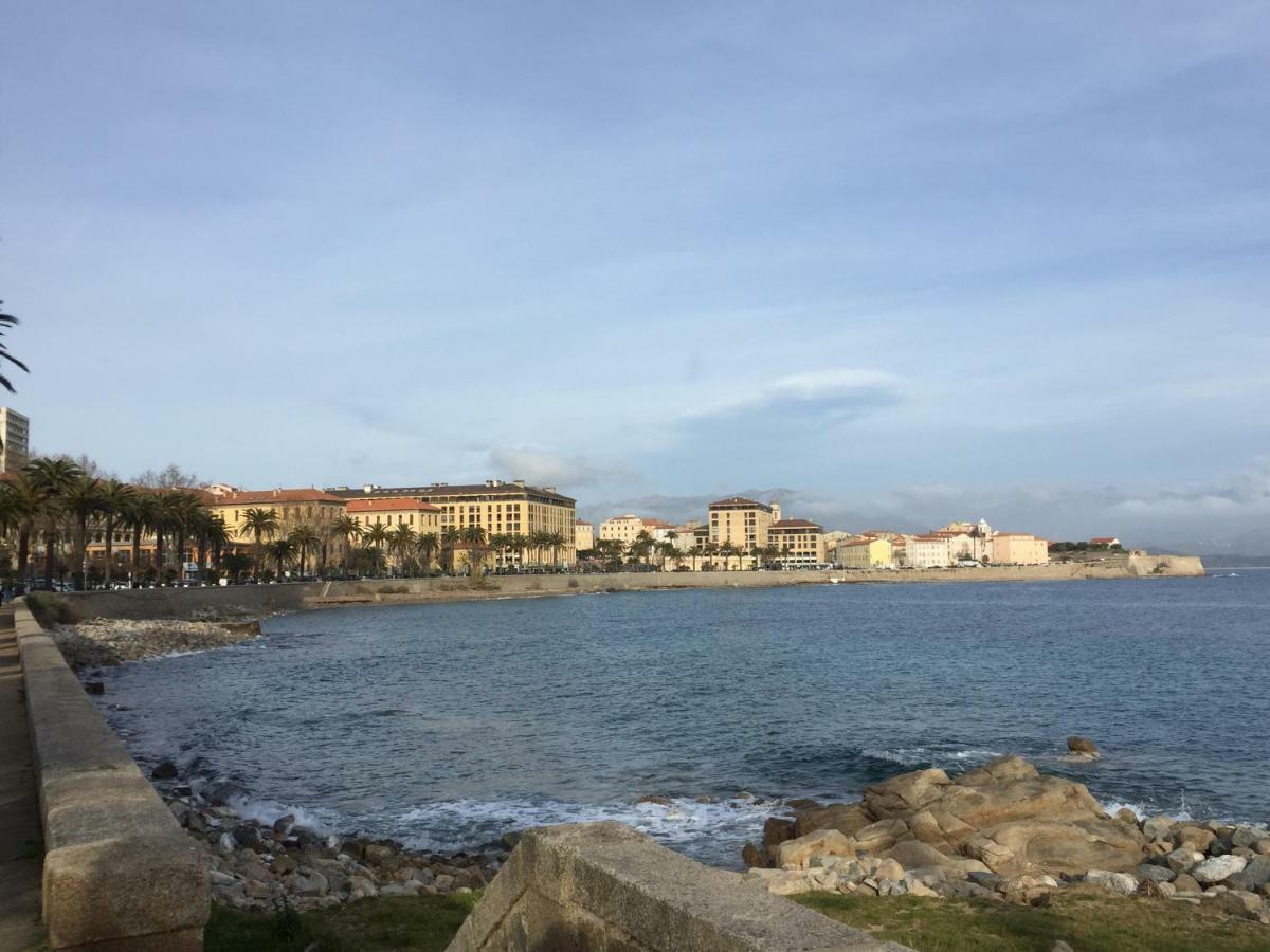 Casone Centre-Ville, Vue Mer Ajaccio  Exterior photo